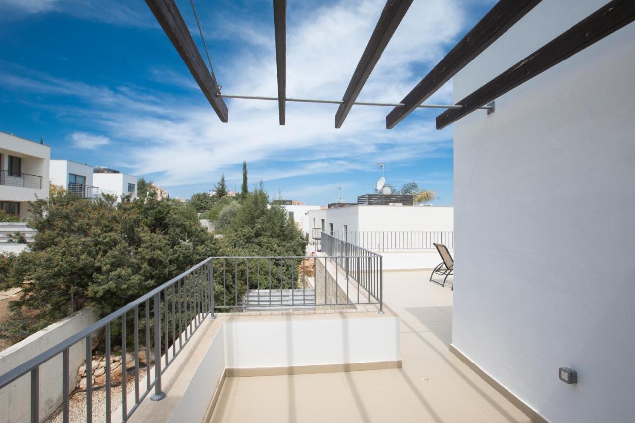 Esprit Villa 30 Polis Esterno foto